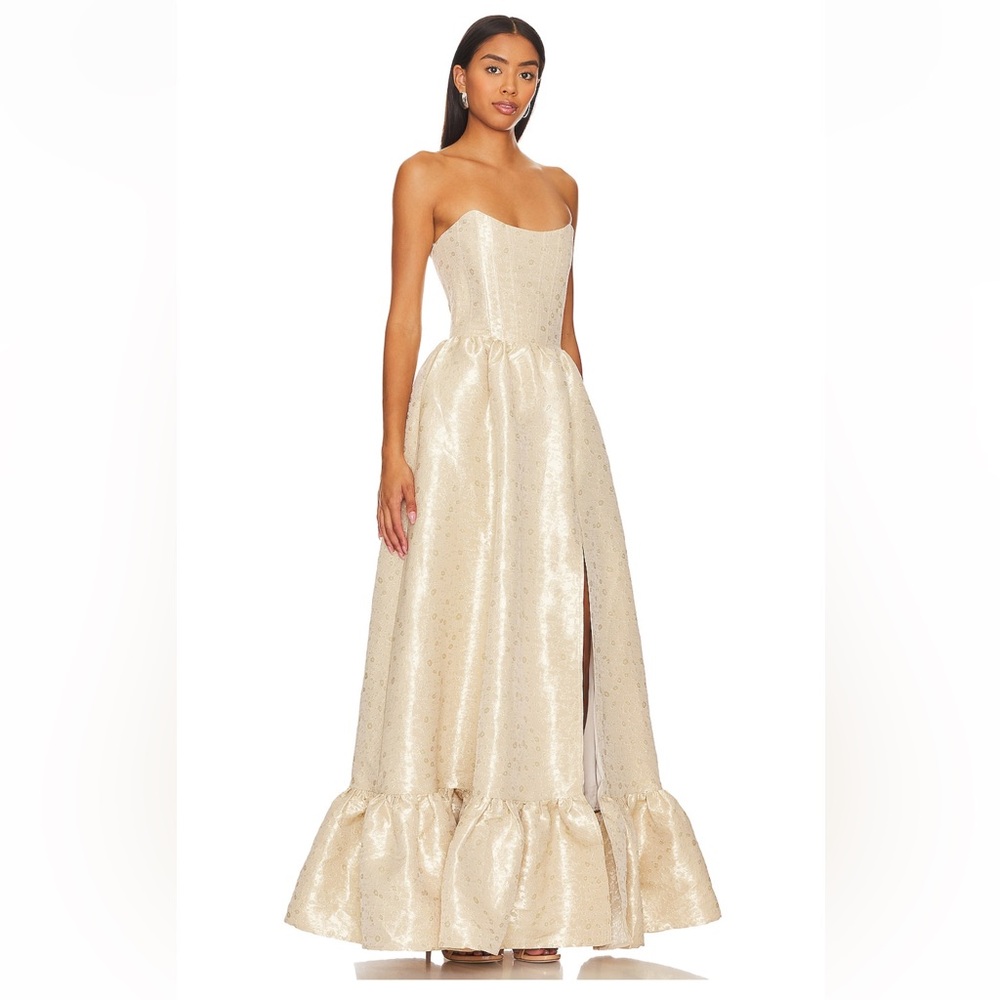 V. Chapman Charlotte Gown. Size 8